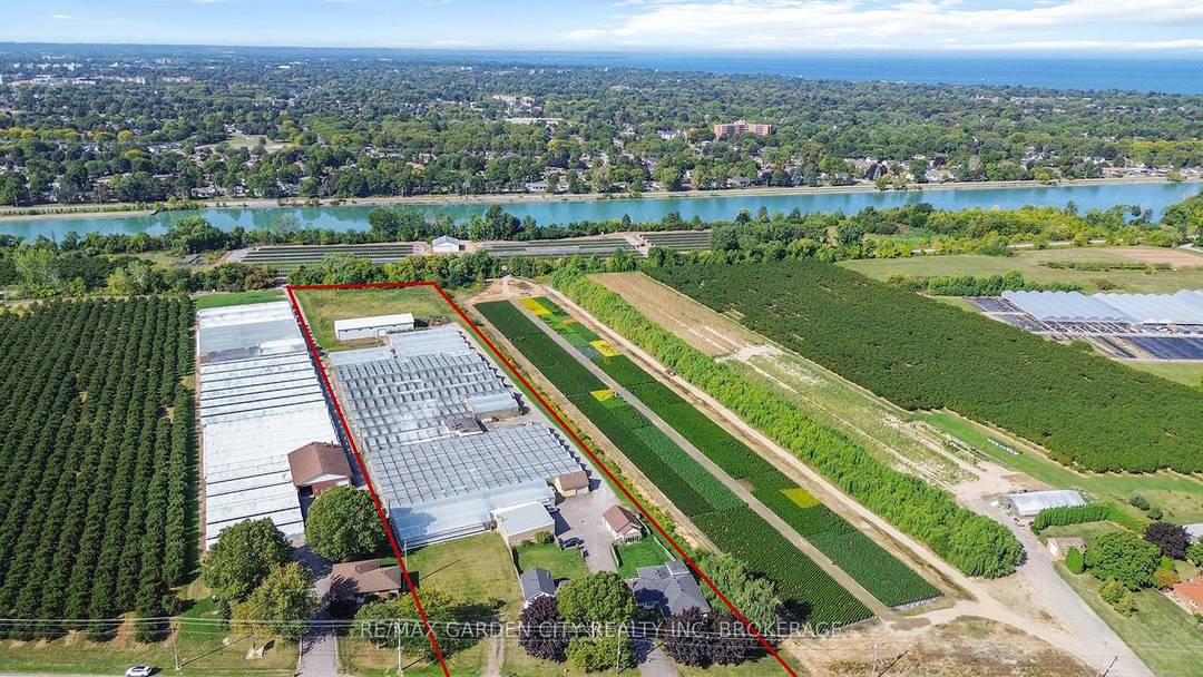 Ideally located on the St.