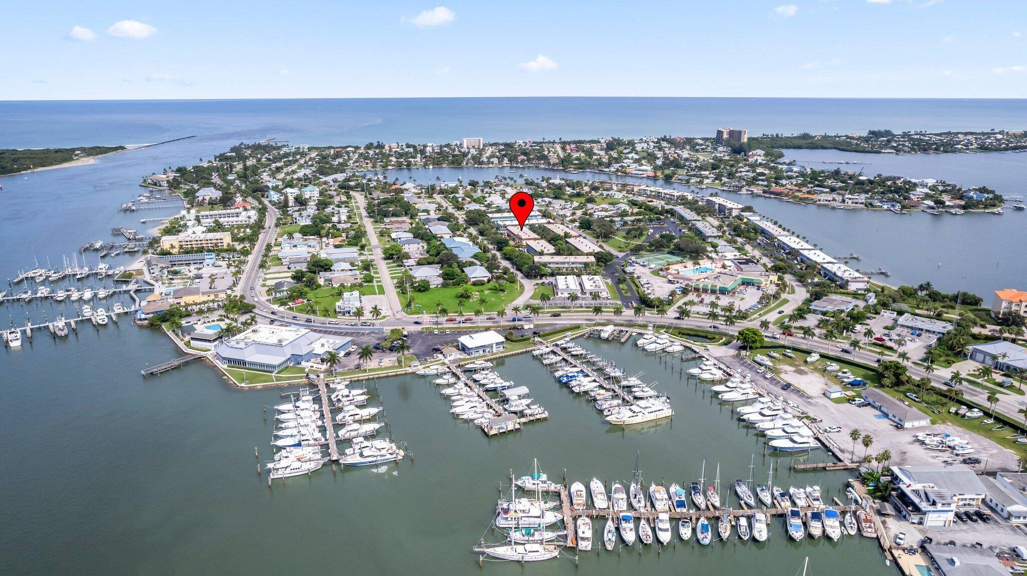 Become one of the very happy homeowners at the Colonnades, which offers boating, boat docks, fishing, Olympic size pool, clubhouse, and storage for your toys.