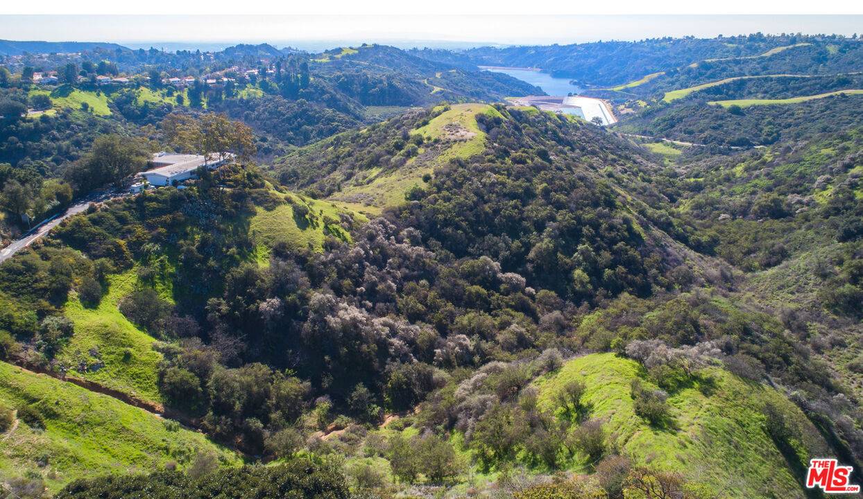 14730 Mulholland Dr Bel Air LA