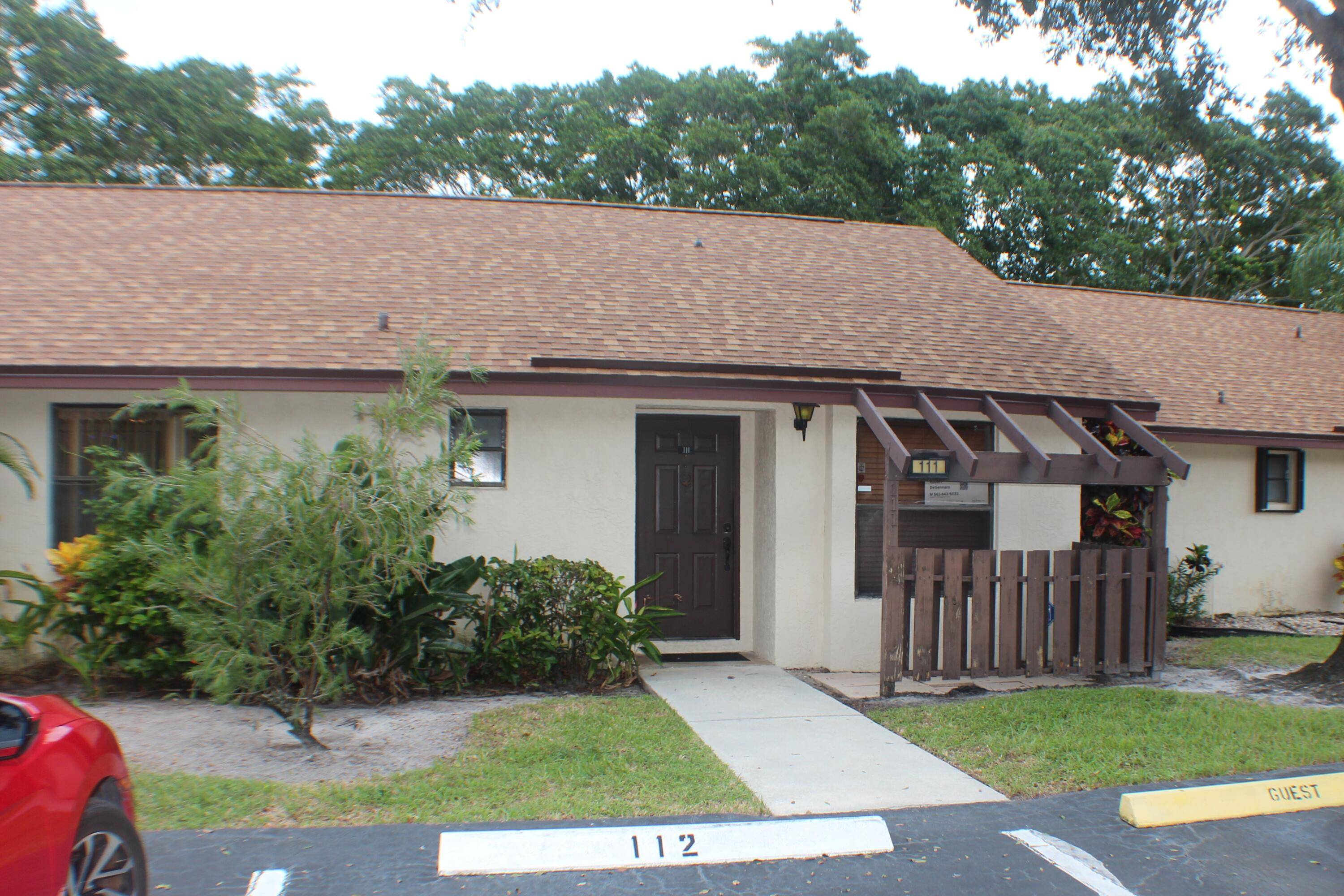 All ages 2 2 with large enclosed porch !
