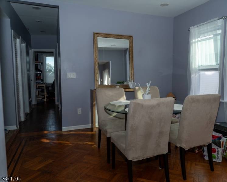 This versatile two unit property presents an outstanding investment opportunity in Kearny.