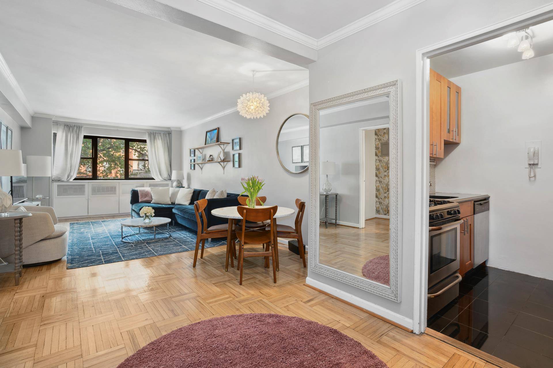 Residence 2B at 181 East 73rd Street is a charming one bedroom apartment nestled in the heart of the Upper East Side.