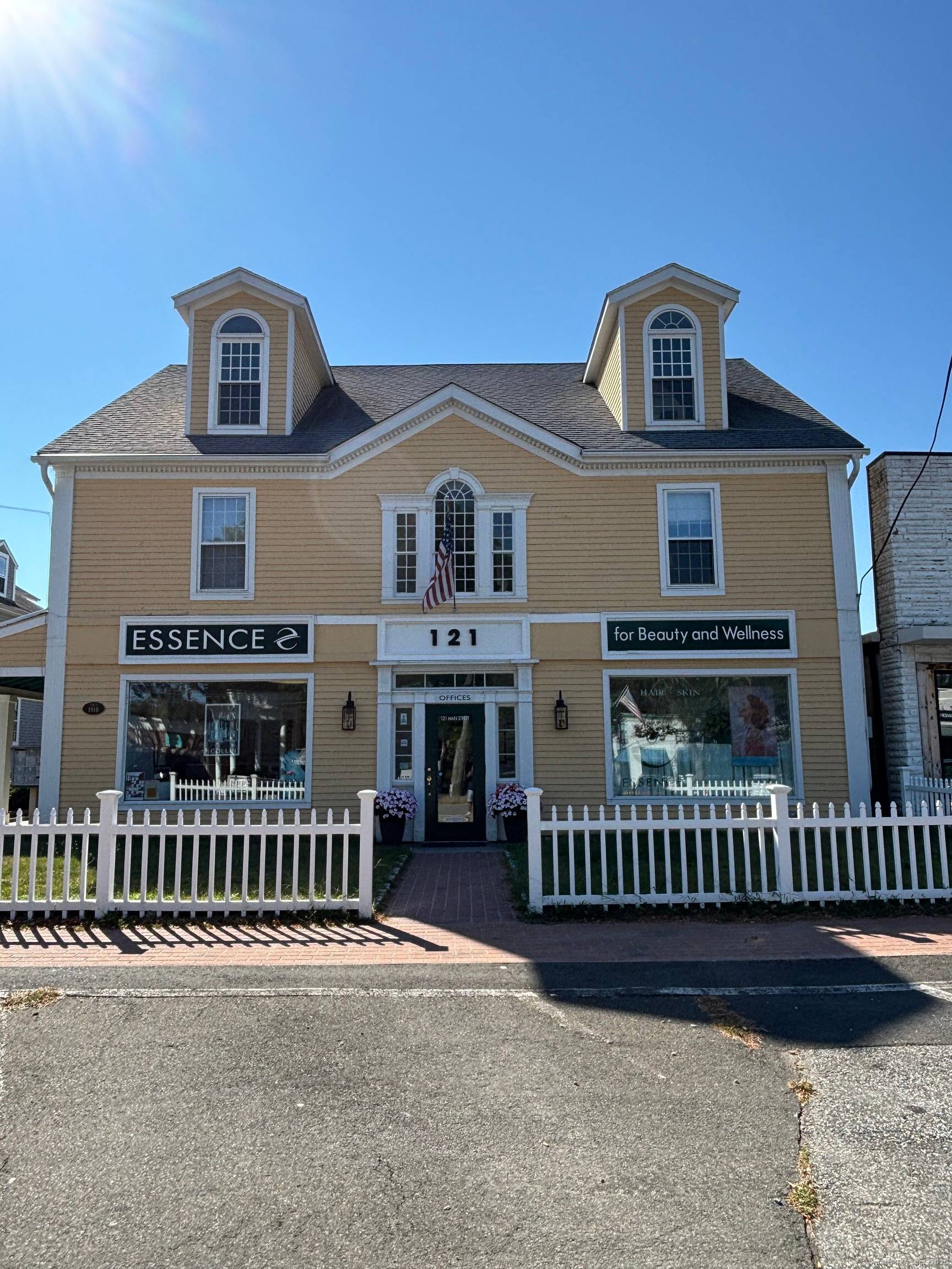 Price Reduction ! Great mixed use opportunity.