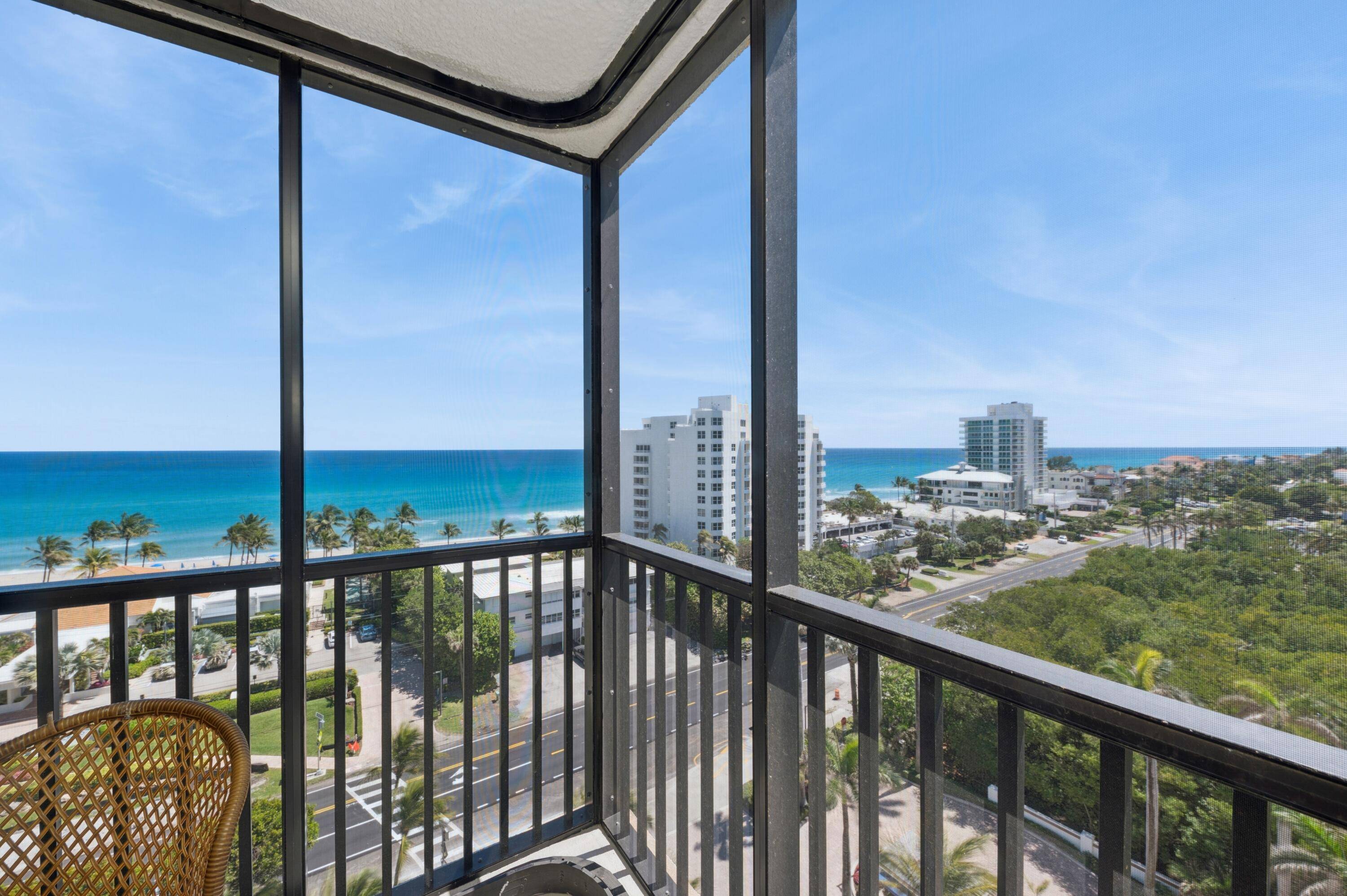 Beautifully updated corner ocean facing unit.