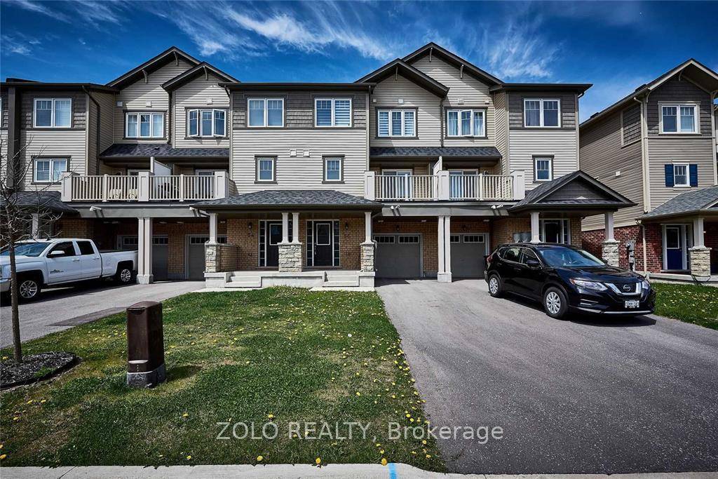 Stunning Freehold Townhome Is In A Prime Location Close To Shopping, Durham College, UOIT, Hwy 407 And Public Transit.