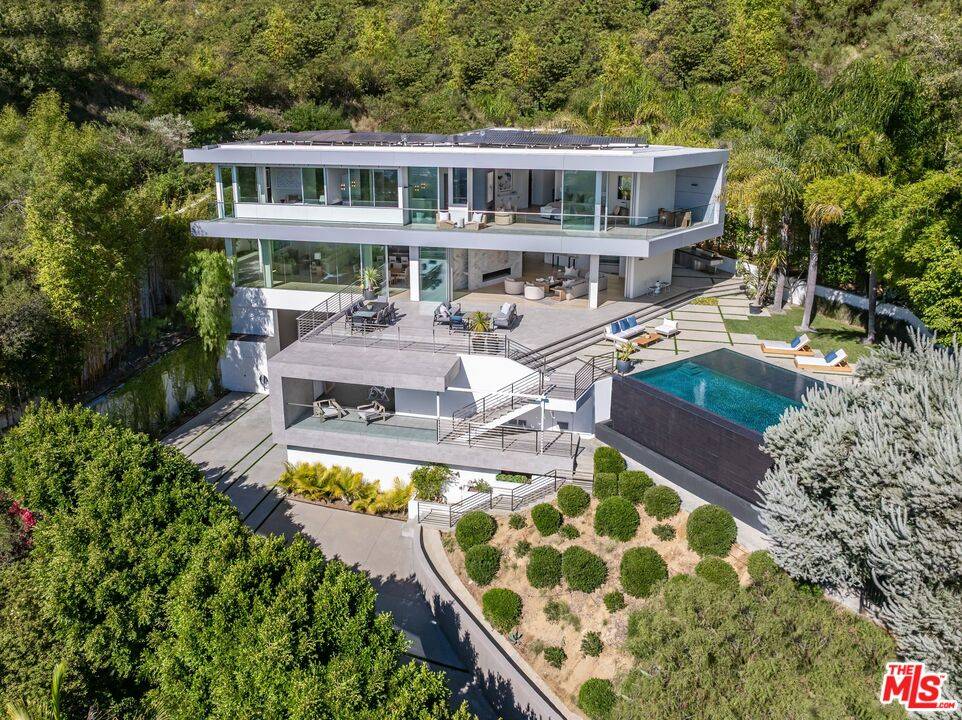 1895 Rising Glen Rd 6BR Sunset Strip La