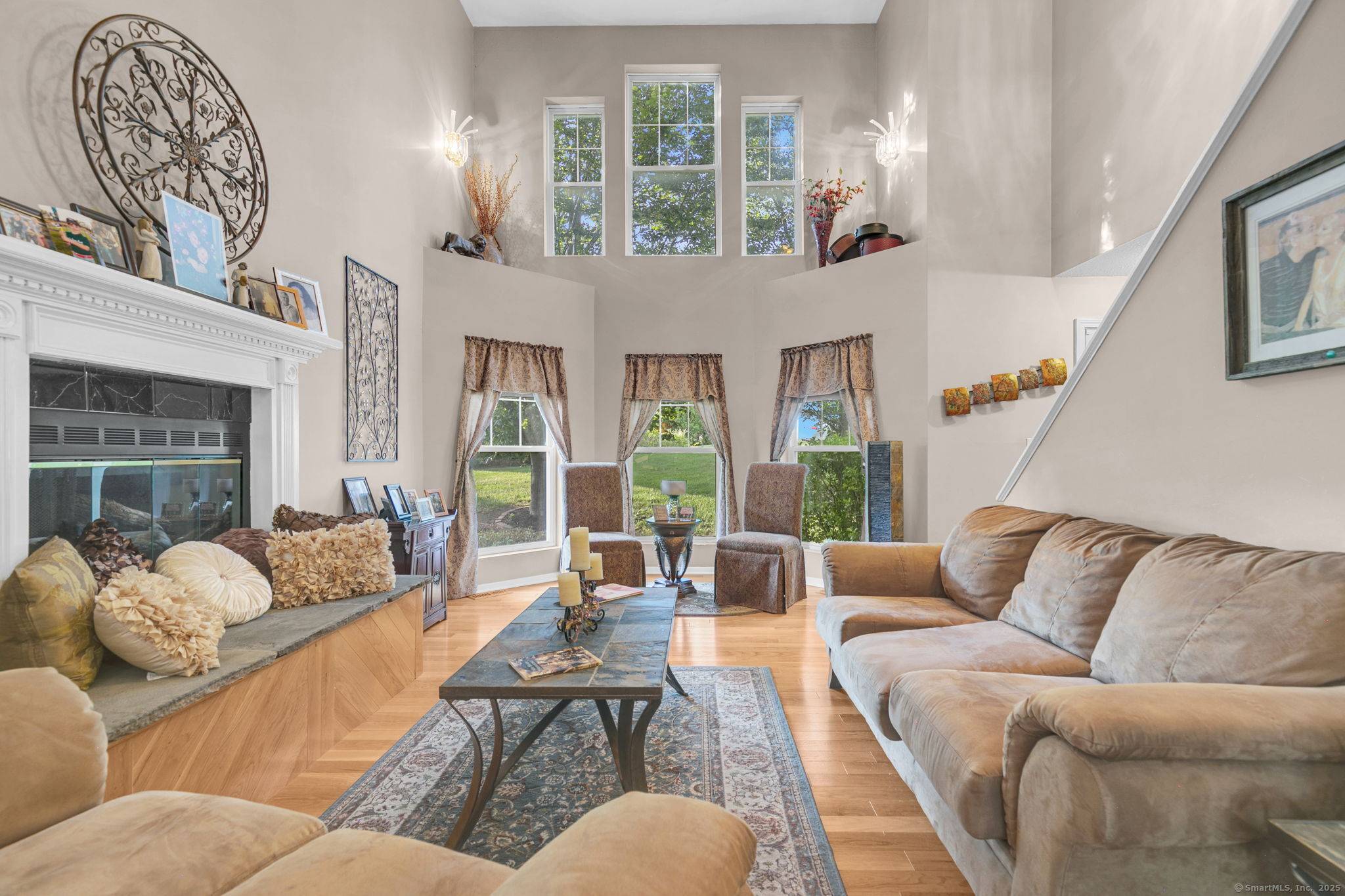 Beautifully positioned on perfectly designed cut de sac.