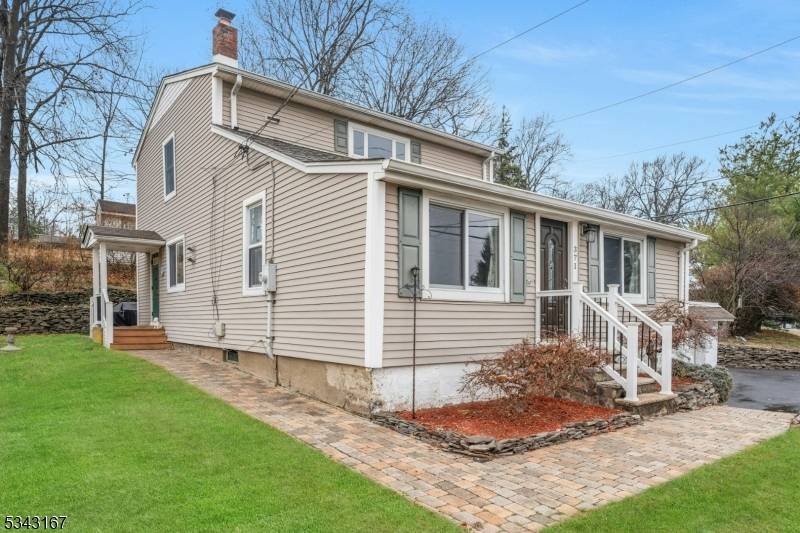 PRICED REDUCED OWNERS RELOCATING.