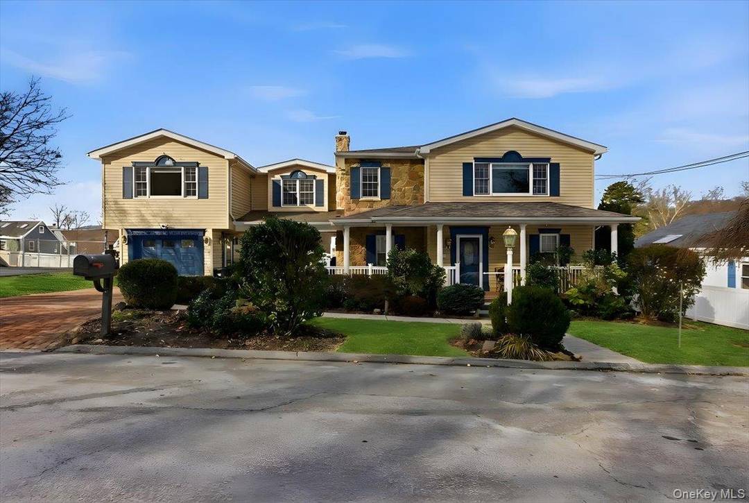 Great curb appeal and a pleasure to show this well maintained home.