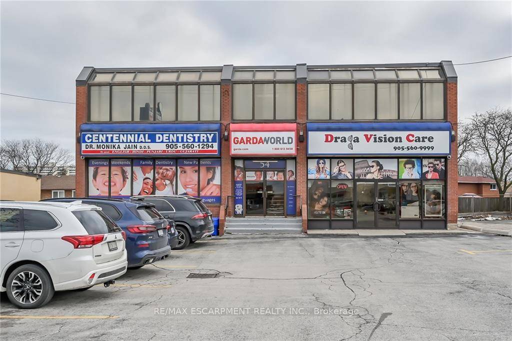 Great opportunity to lease this 3400 sq.