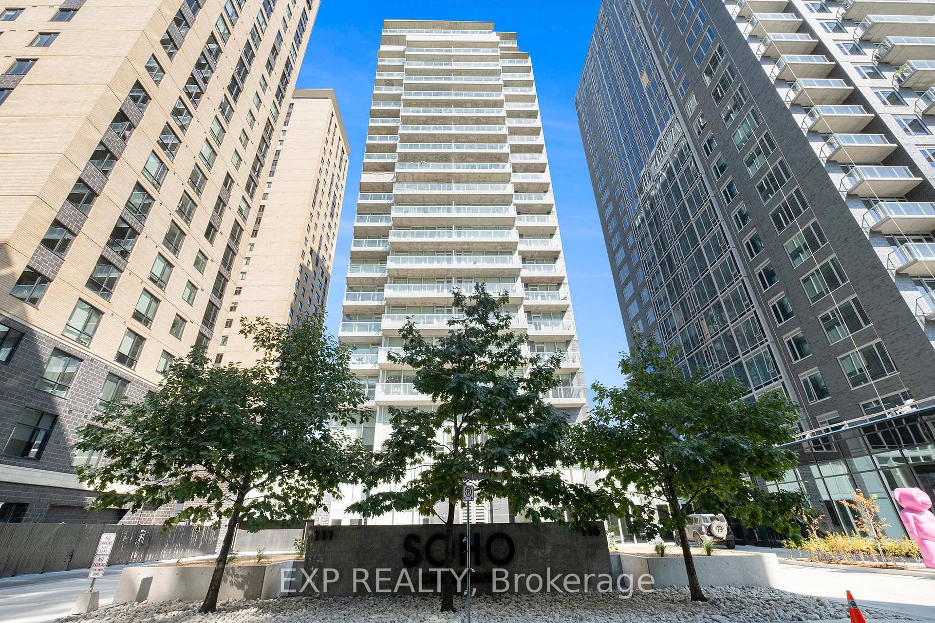 Welcome to this beautiful 2 bed, 2 bath SoHo Champagne condo, located in the heart of Little Italy.