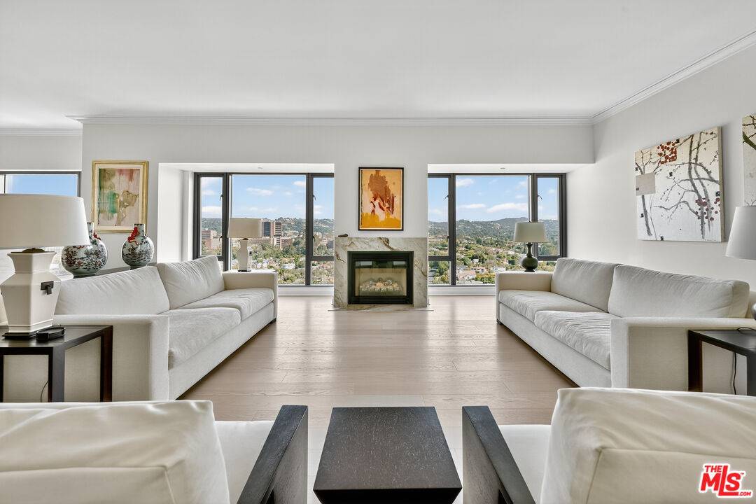 10727   Wilshire Blvd 3BR Westwood La