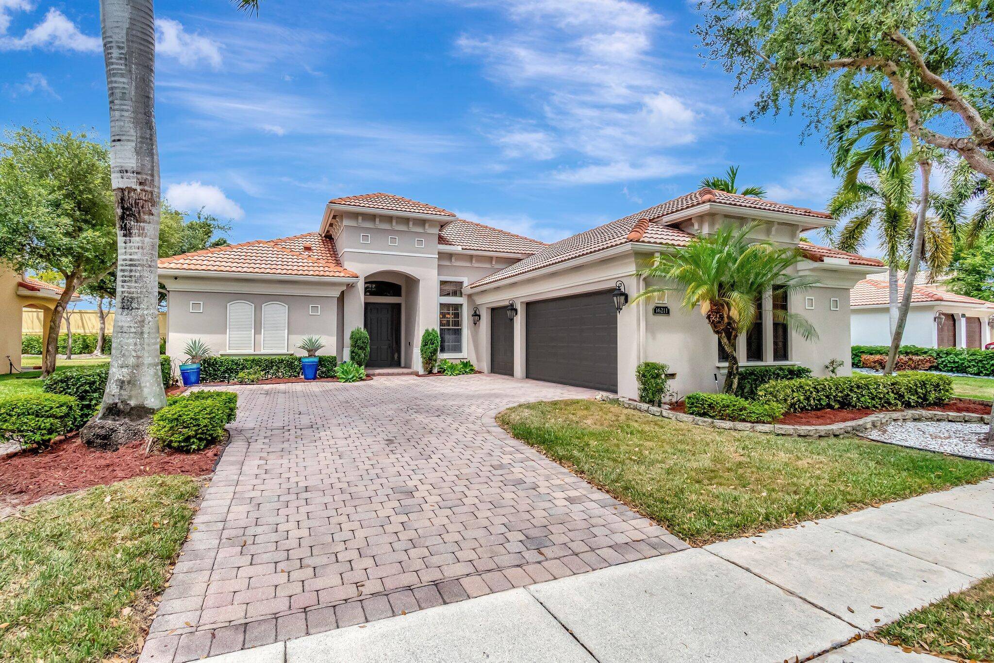 Experience the best of luxury resort style amenities in this spectacular home in the desirable Casa Bella neighborhood.