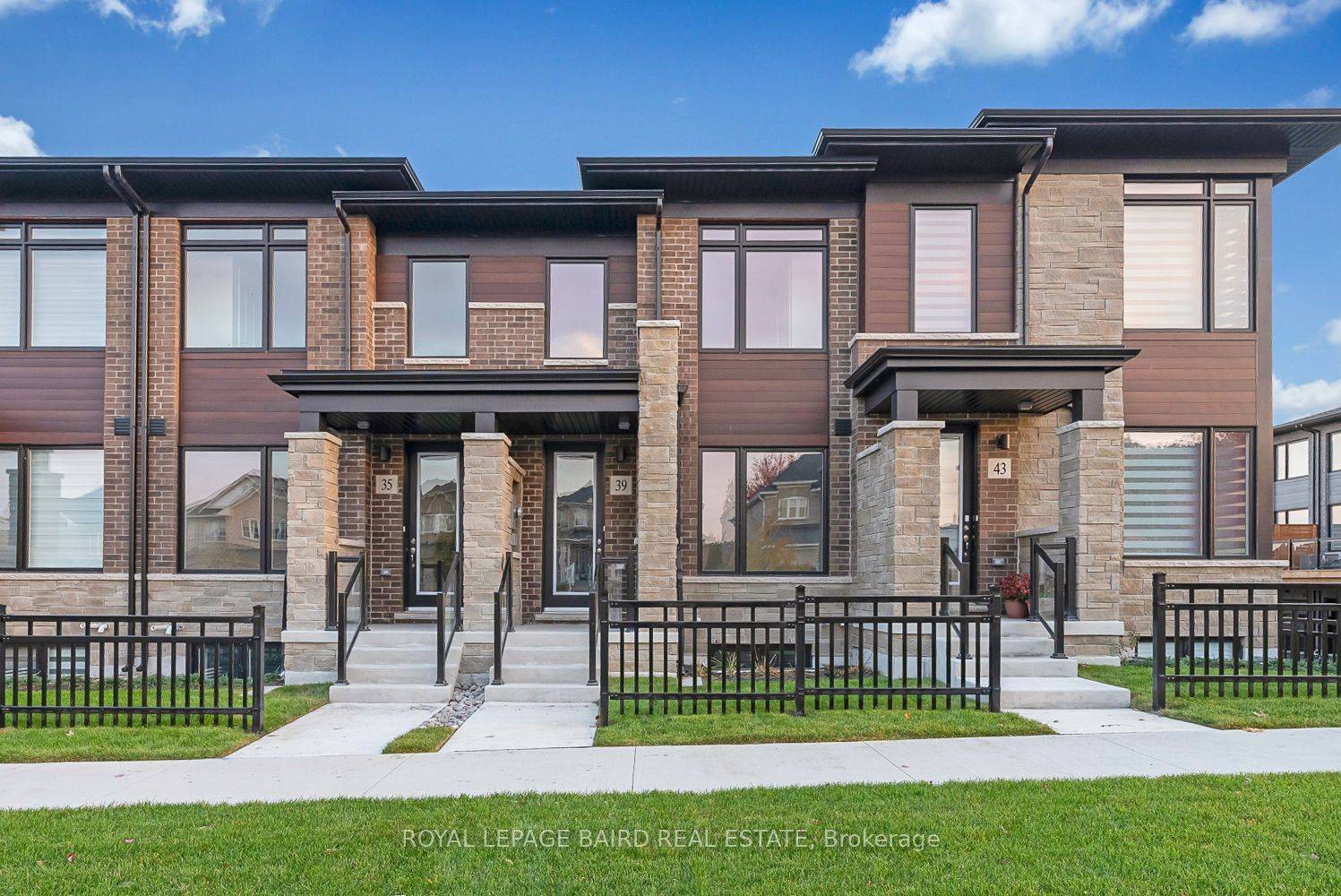 Brand New 4 Bedroom Luxury Townhome Built By Eastrose Homes.