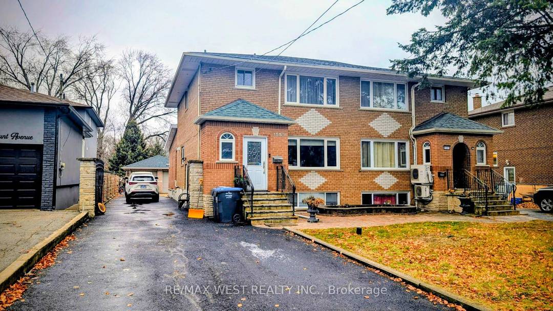 Bright, spacious, and fully furnished 1 bedroom basement apartment with a private side entrance on a quiet residential street in the family oriented Lakeview neighbourhood of Mississauga.