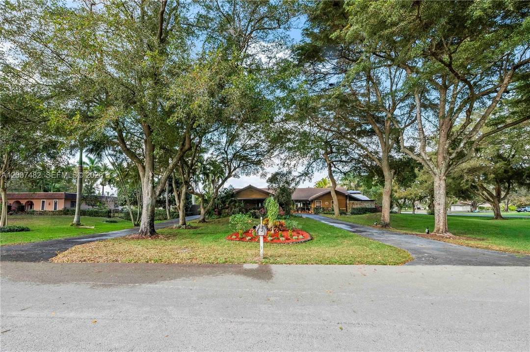 LAKEFRONT CORNER PROPERTY !