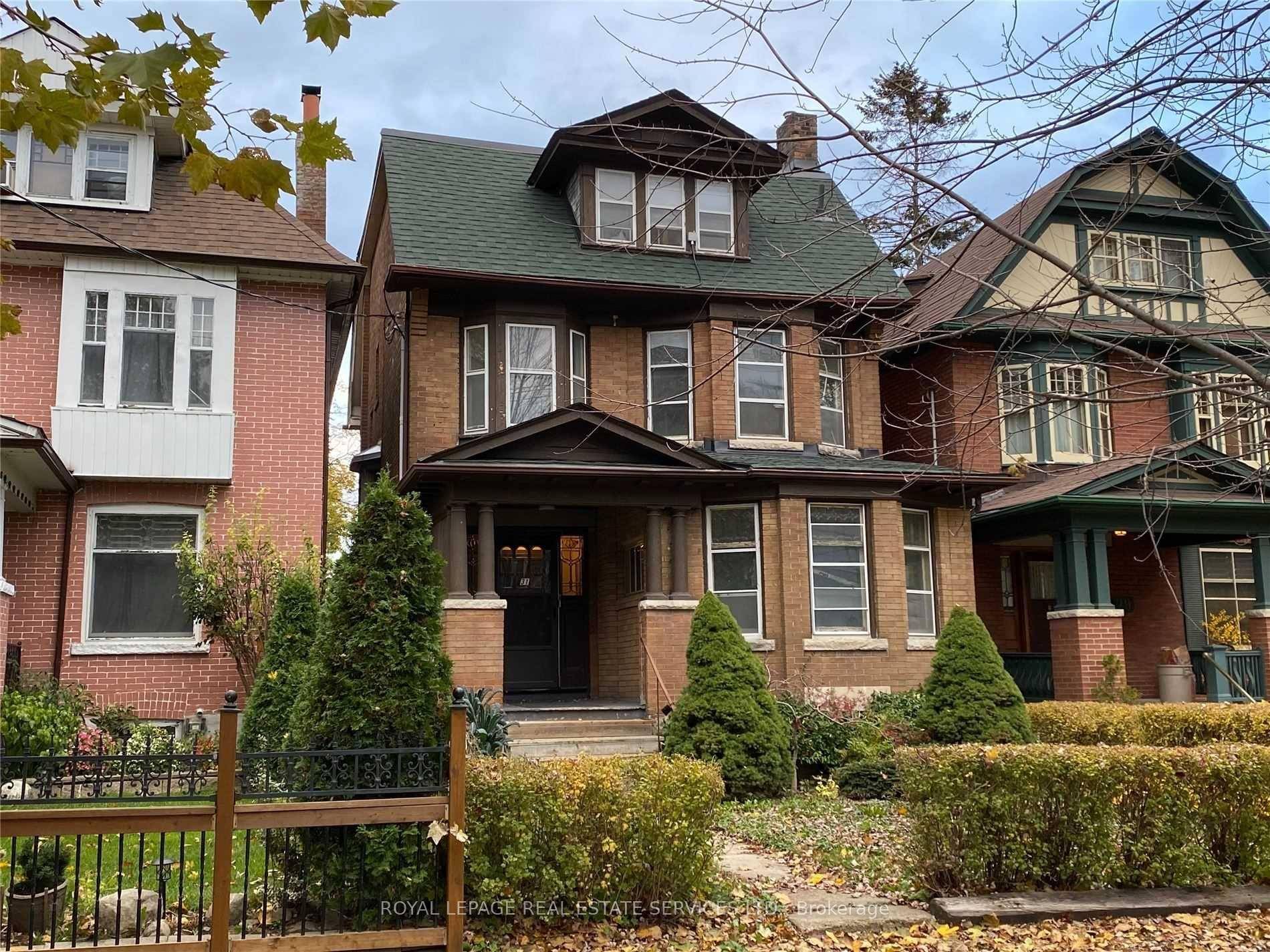 Great Opportunity To Own Gorgeous Fully Renovated, Good Income Investment Property, Triplex 1 Basement, Edwardian House Located At Desirable South Parkdale Area, South Of King And West Of Dufferin, 10 ...