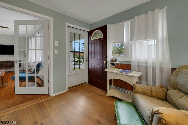 Welcome to this inviting 4 Bedroom, 2 Bath ranch style home in the sought after White Meadow Lake community of Rockaway.