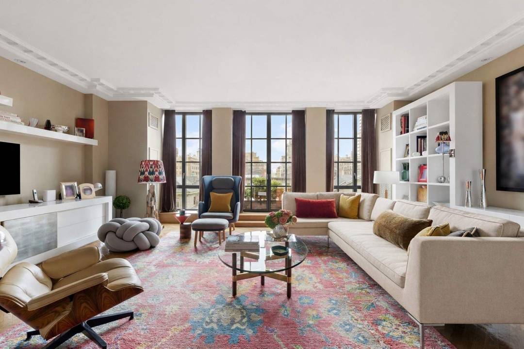 Indulge in the epitome of sophistication and luxury with this three bedroom, three bathroom condominium duplex on Park Avenue, offering the flexibility of condo ownership in a neighborhood largely defined ...