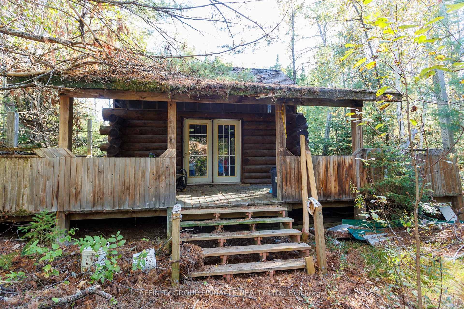 300sqft log cabin with decking on well treed 3.