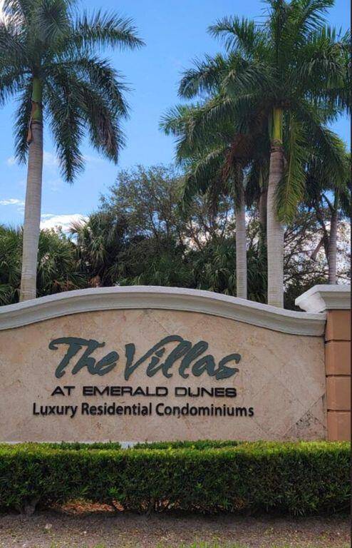 INVESTOR DREAM ! TOTALLY RENOVATED 2 2 BALCONY CONDO IN GATED RESORT STYLE DEVELOPMENT IN WEST PALM BEACH, POOL, FITNESS, CLUB HOUSE, JACUZZI, MORE AVAILABLE NOW, 20 MIN DRIVE TO ...