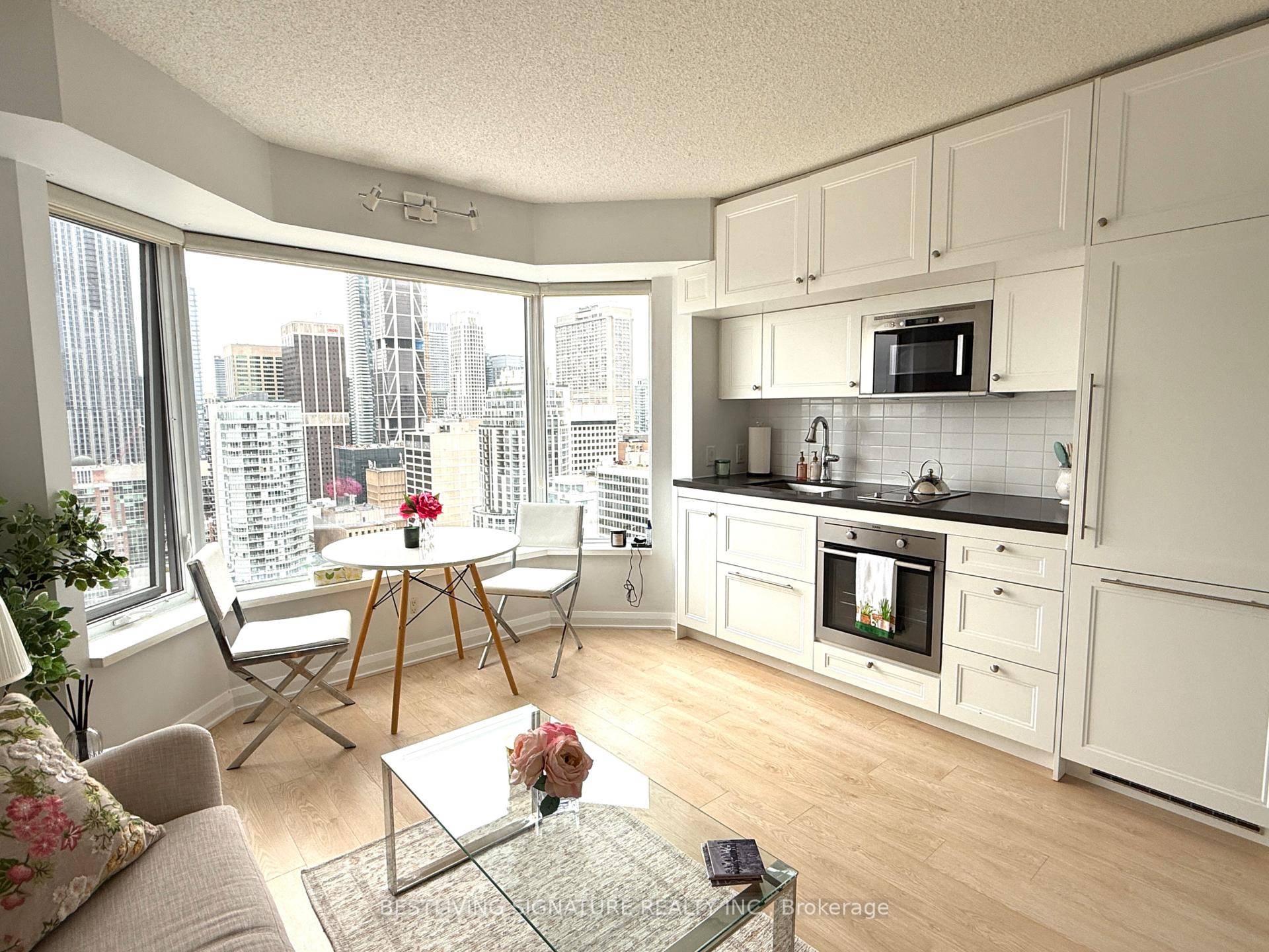 Enjoy amazing open views from this high floor unit in the heart of Yorkville.