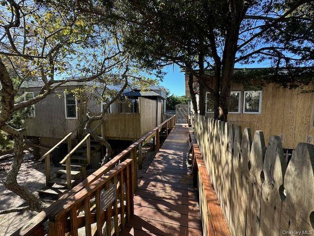 Great investment opportunity a unique complex of 4 apartments in 3 buildings.