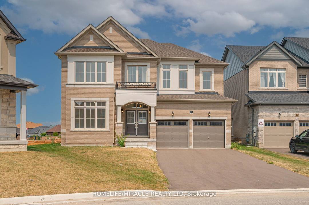 Welcome to 1653 Corsal Crt, a stunning and spacious residence nestled in the heart of Innisfil.