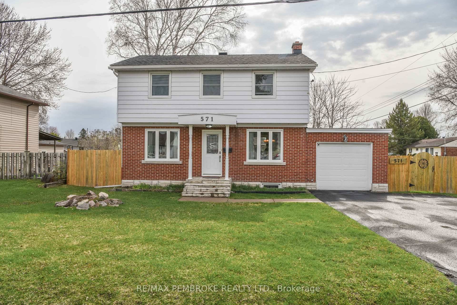 This exceptionally well constructed and meticulously maintained home offers a bright, spacious layout filled with natural light.