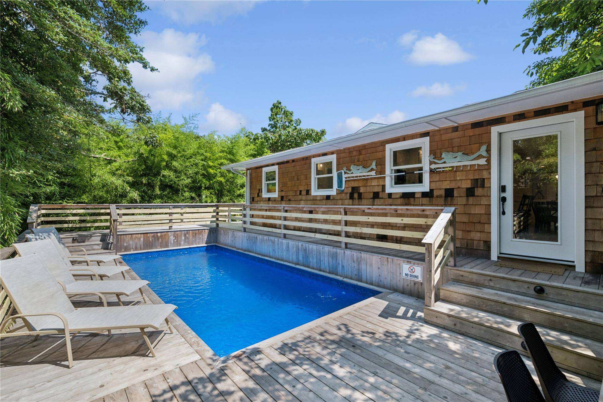 Casablanca 2. 0 Fire Island Pines One of a kind, beach retreat fully renovated in 2023, 100 new furnishings in 2024 with 7BR 4.