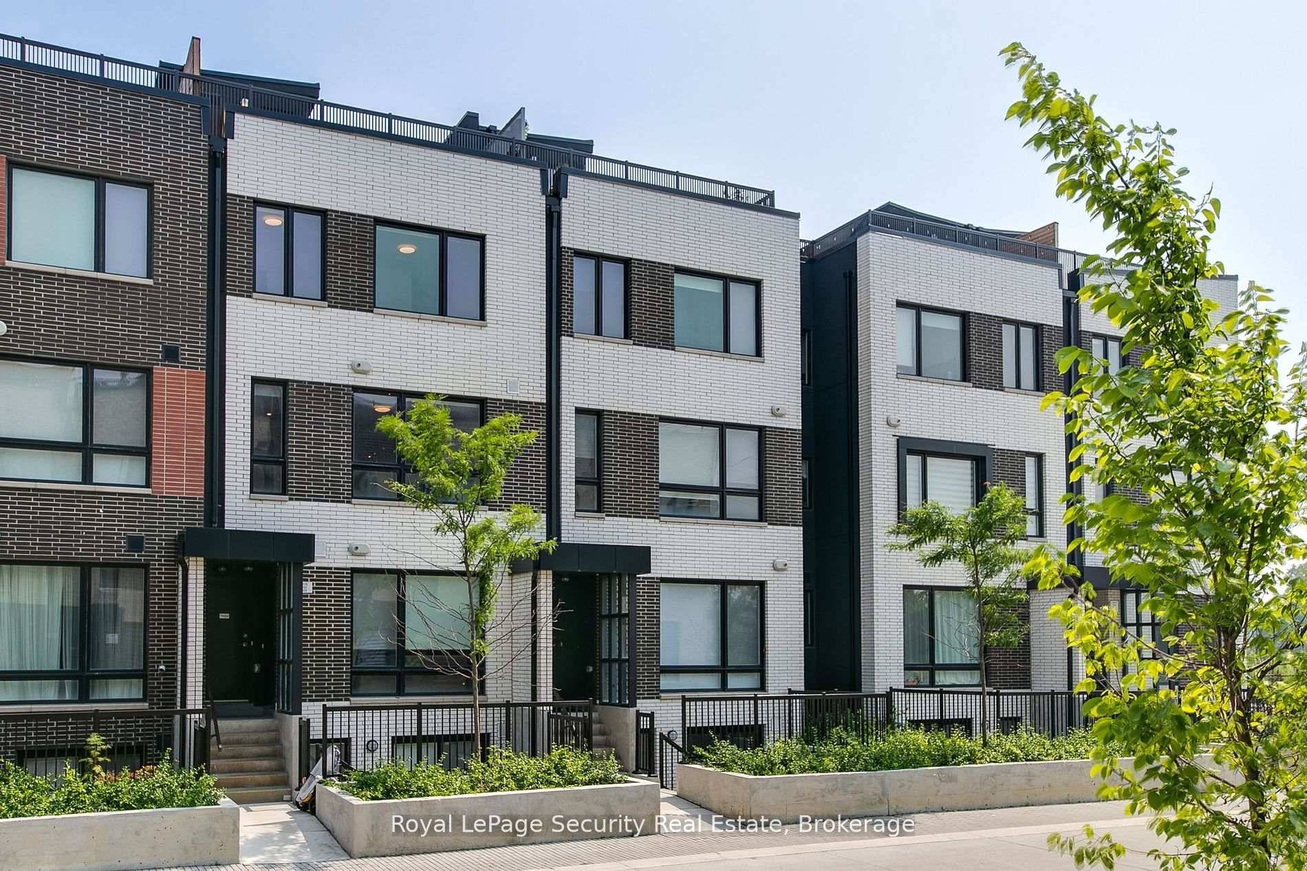 Modern, bright, and thoughtfully designed, this multi level 2 bedroom, 2 bathroom urban townhome at Reunion Crossing offers the perfect blend of style and functionality.