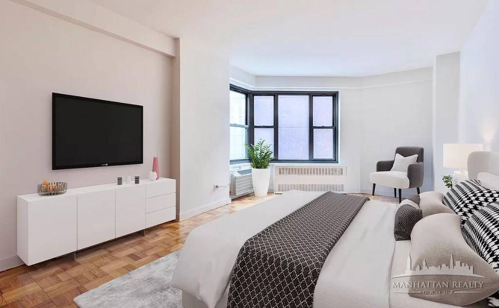 True 1 BR ! Location location !