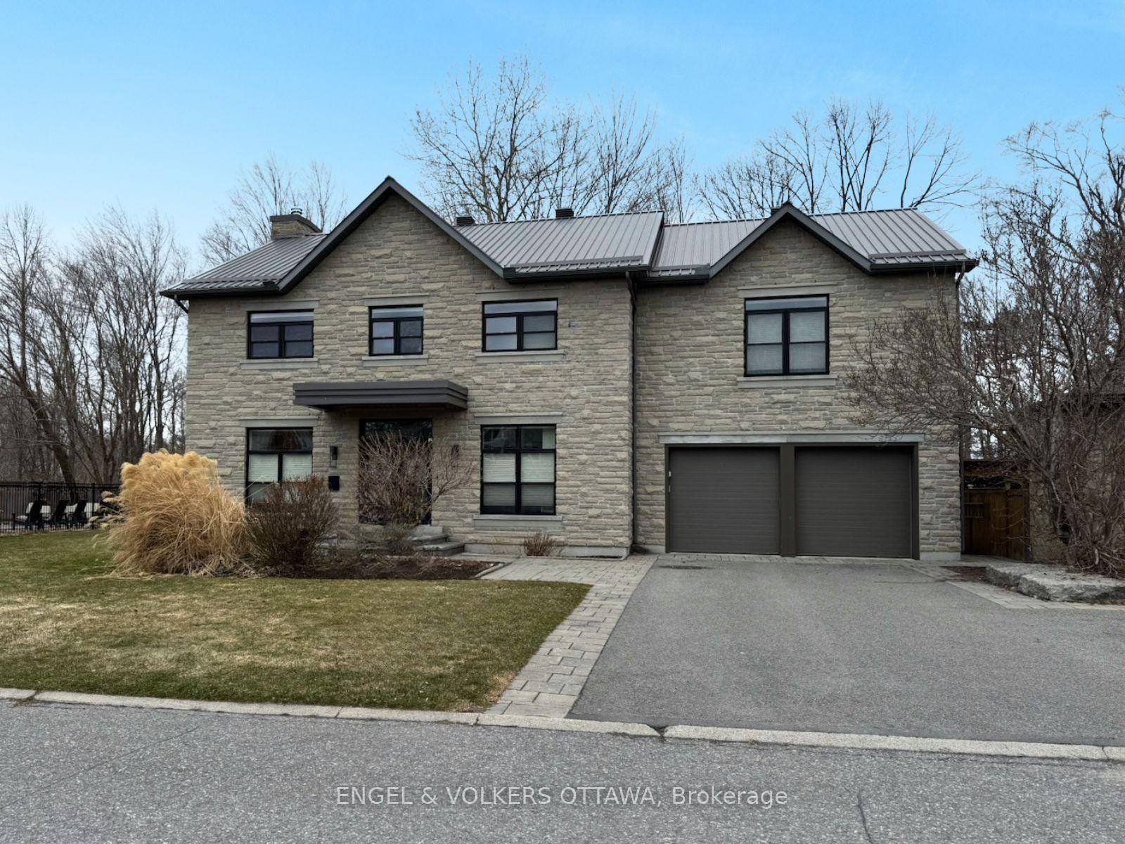 Discover the pinnacle of luxury living at 15 Camwood Crescent, a stunning custom built home with just under 5000 sq.