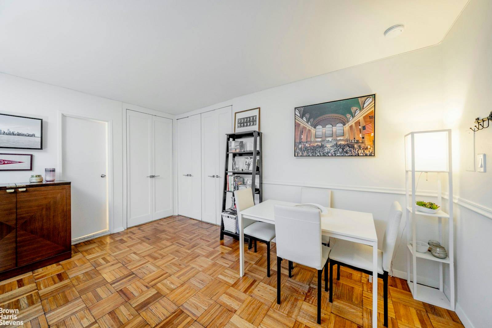 Renovated and Spacious 1 Bedroom at the Plaza Towers Offered for sale is this large 1 bedroom with renovated kitchen and southern exposure at the Plaza Towers, a full service ...