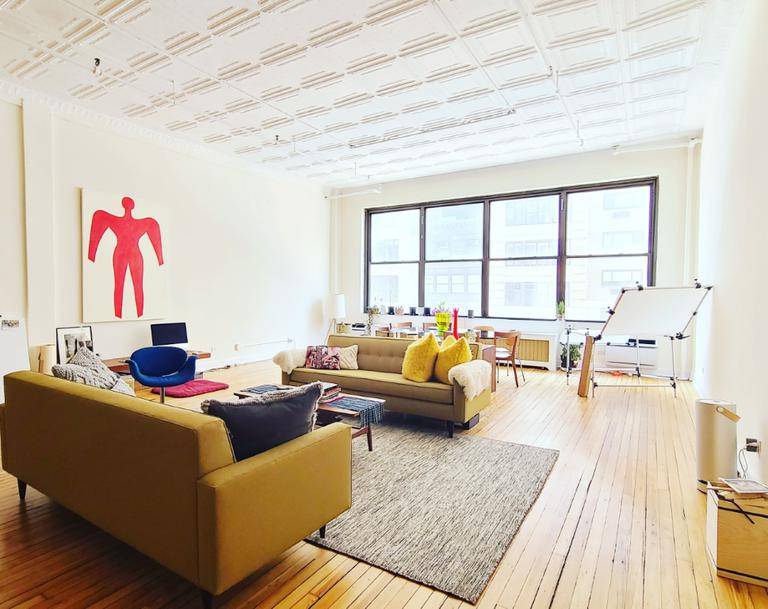 Massive South facing Loft space featuring 14 foot tin ceiling and 1500 sq.