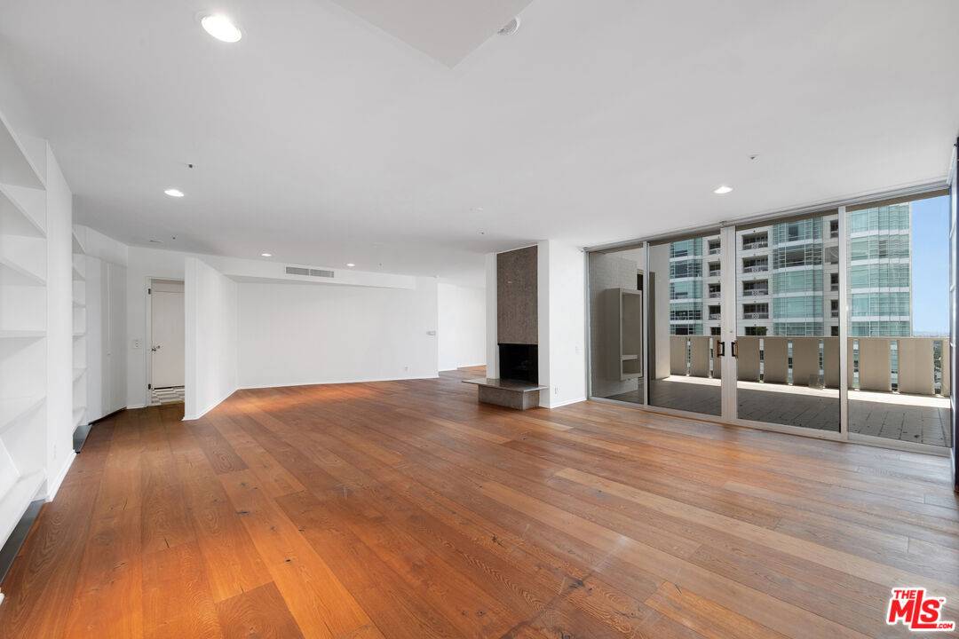 10375 Wilshire Blvd 2BR Westwood La