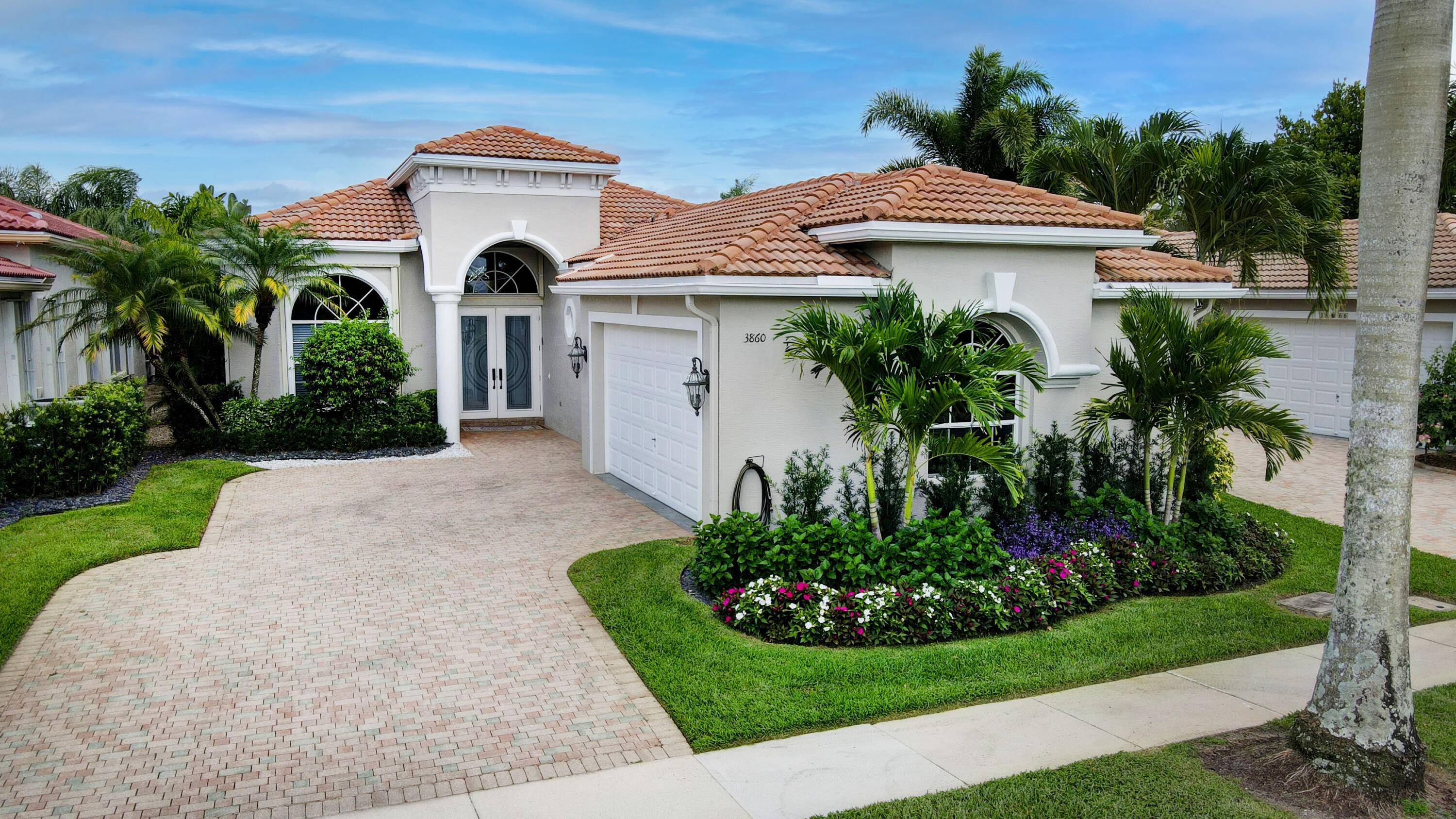 Renovated with every detail in mind, this 4 bedroom, 4 bathroom waterfront home offers a contemporary yet warm design with crown moldings, oversized 3.