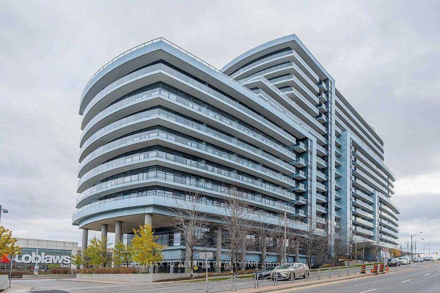 Welcome to The Arc Condos by Daniels this luxury building is located steps from Bayview Village, minutes from highway 401 amp ; if you prefer TTC, Bayview subway station is ...