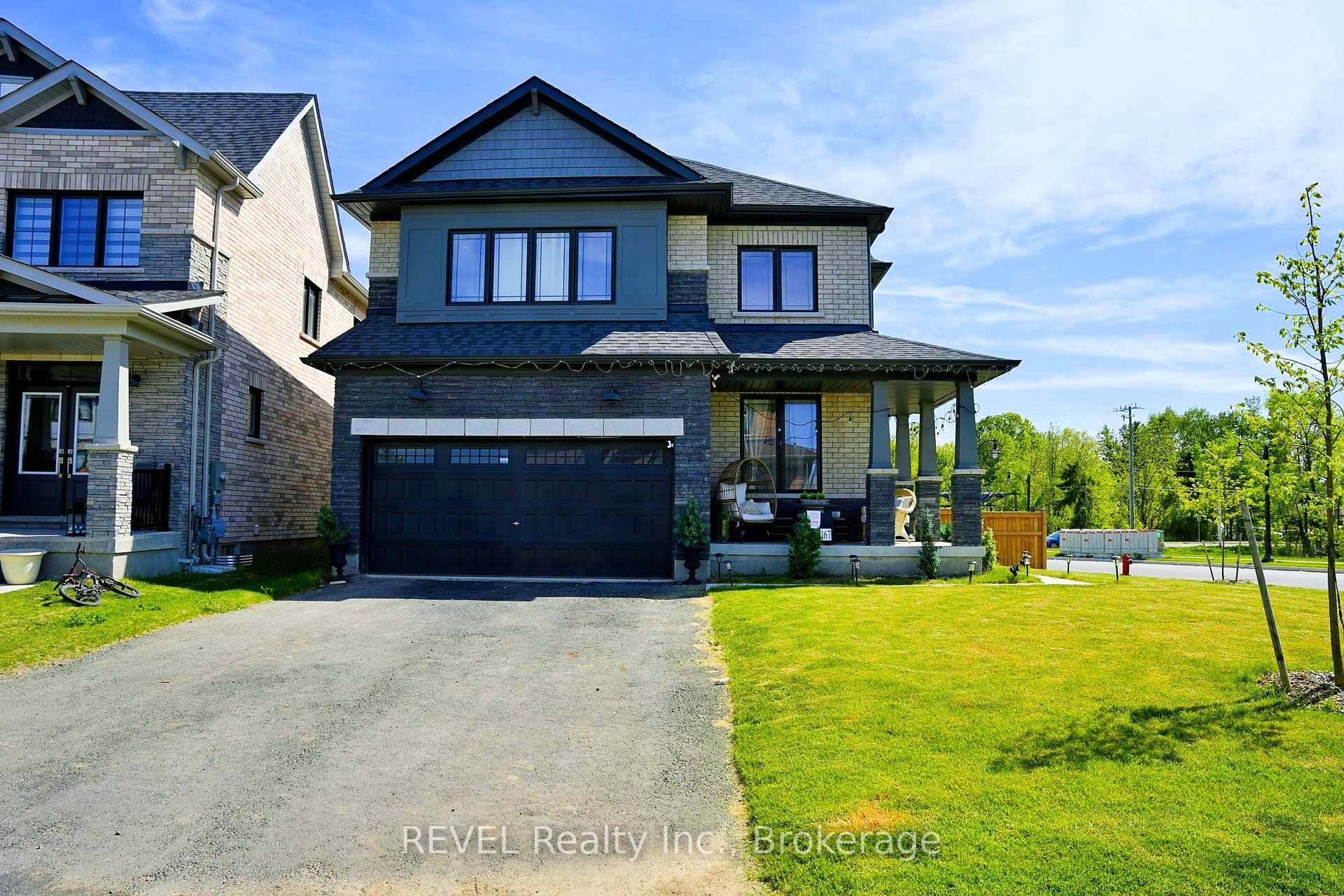 Welcome to this stunning detached corner home nestled in the heart of Welland's sought after Empire community.