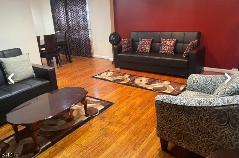 Move in condition end unit townhome ready for new owner !