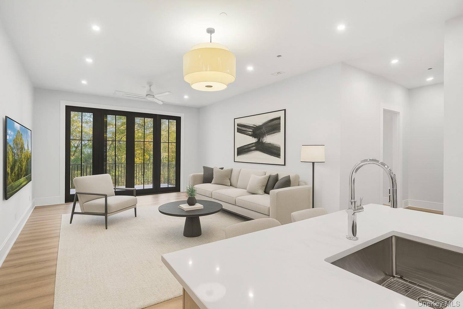 Unit 4 Welcome to the Landmark at Clinton, a brand new luxury rental building in the Heart of Dobbs Ferry.