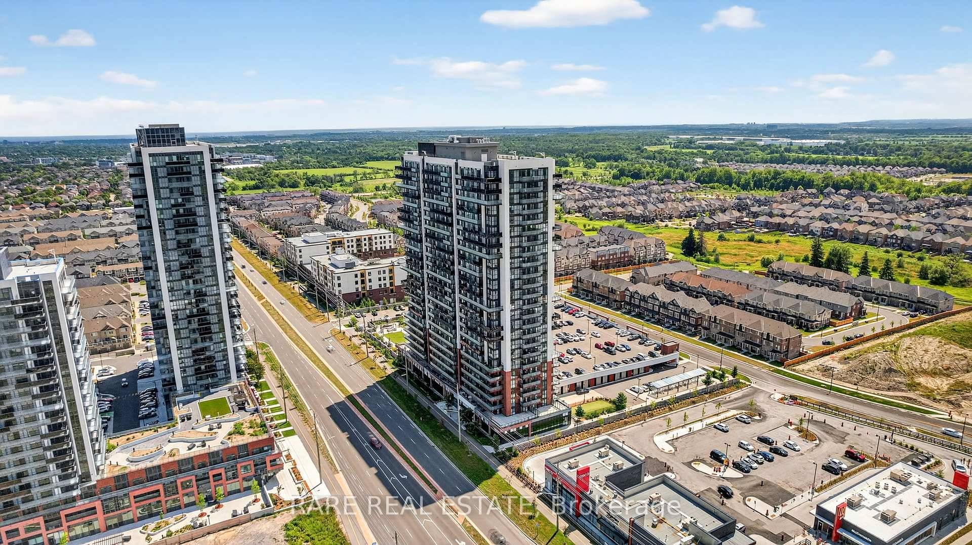 Welcome to the Penthouse at 2550 Simcoe Street North a beautifully designed 2 bedroom suite offering breathtaking views from the top floor.