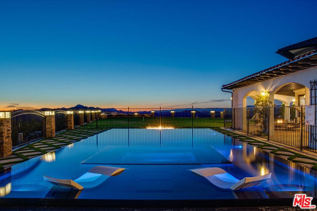 24573   Piuma Rd 7BR Malibu La