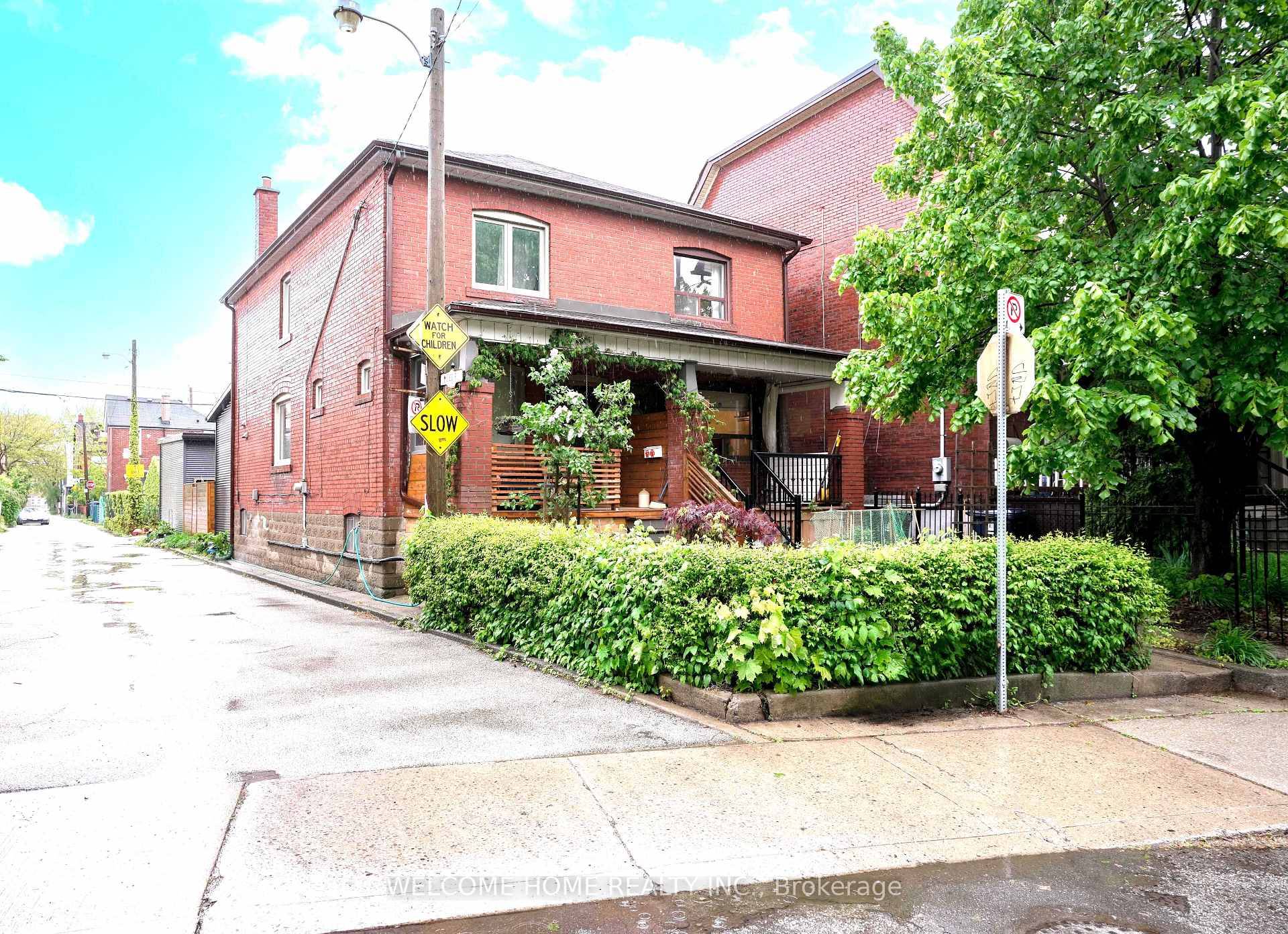 First Time Ever on the Market, RARE OPPORTUNITY to get into DESIRABLE Neighborhood at affordable price, with this ideal semi detached home attached to corner lot with THREE SEPERATE Entrances ...