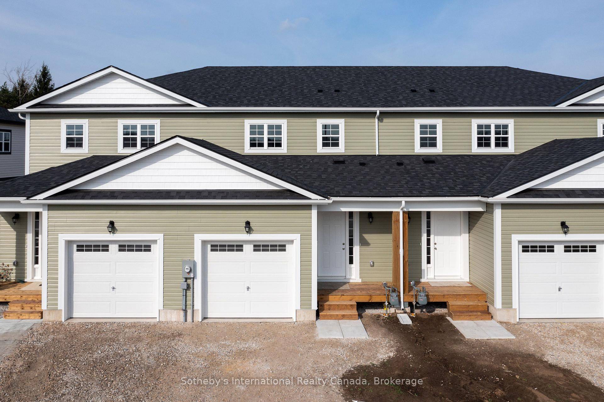 Modern living in the Black Spruce, a newly built townhouse by LCDG in the desirable Gates of Meaford community.