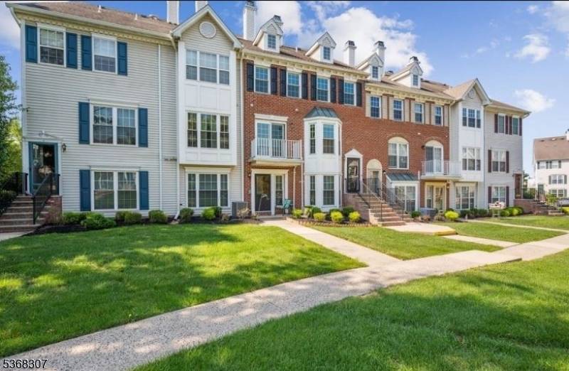 Welcome Home to this stunning beauty of 3 Bedroom and 2 full bath ground floor Unit.