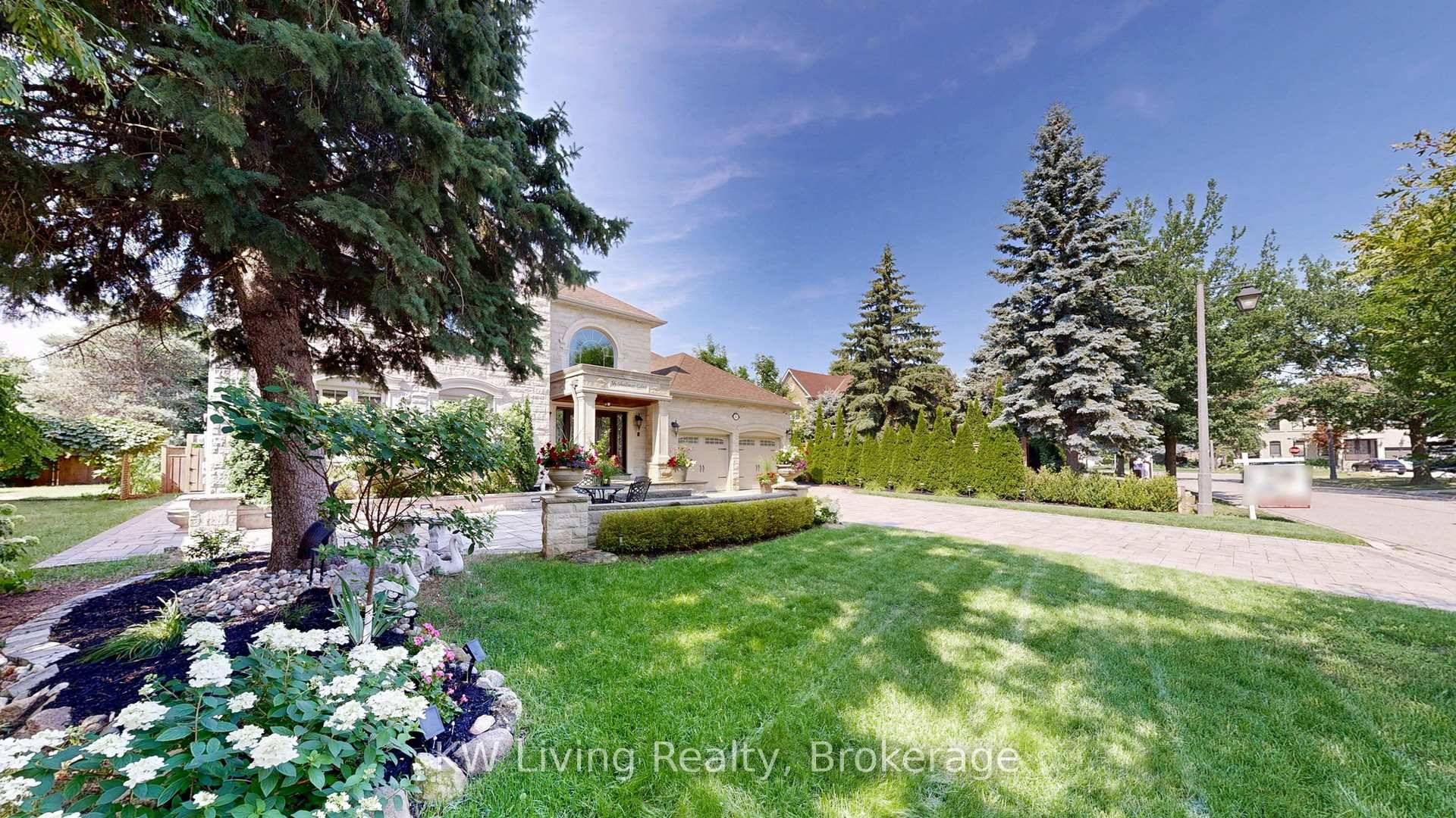 Elegant Luxury Home in Prestigious Bayview Hill.