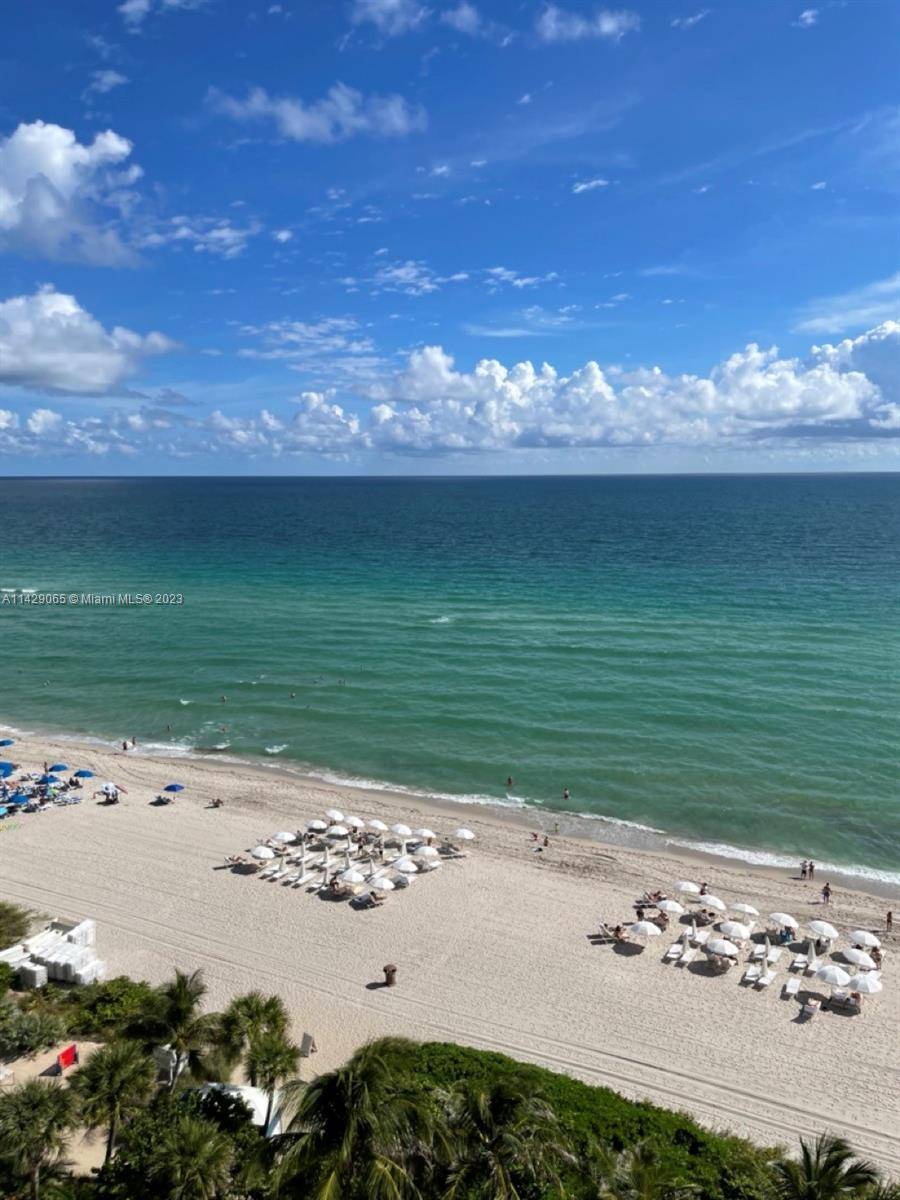 LOCATION LOCATION ! Quiet building in Sunny Isles Beach.