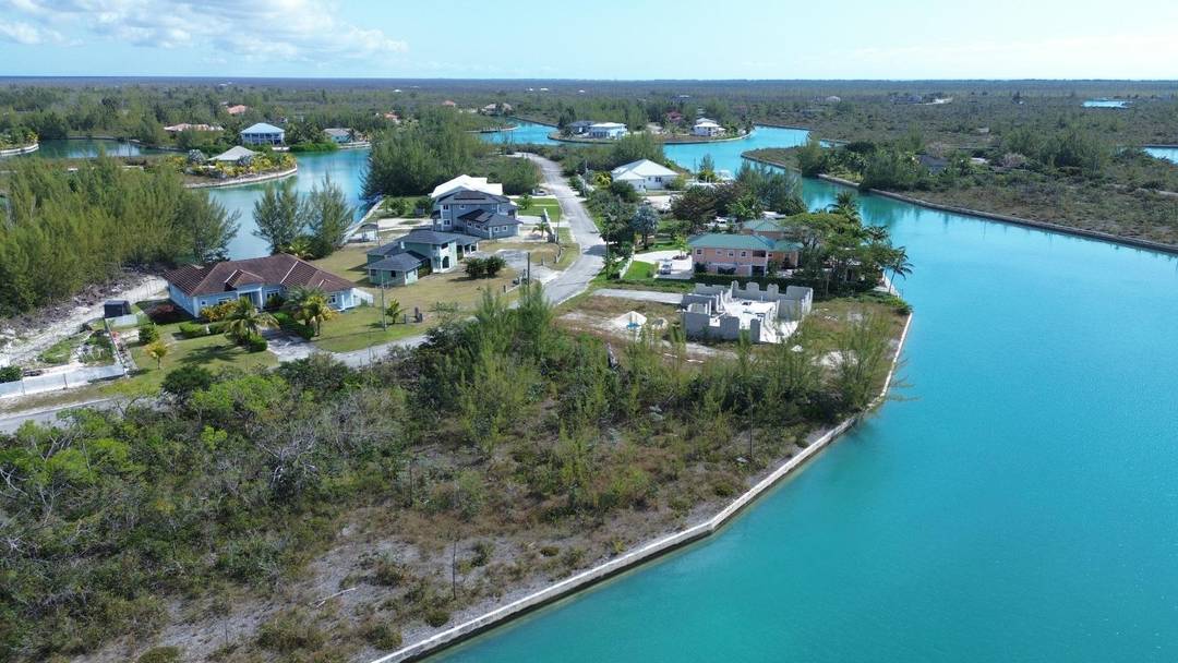PINE BAY CANAL FRONT Land Grand-Bahama-Freeport