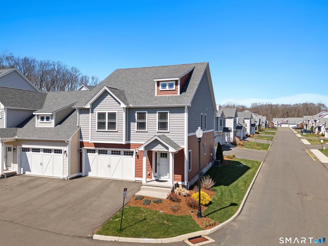 All the perks of building new without the stress.